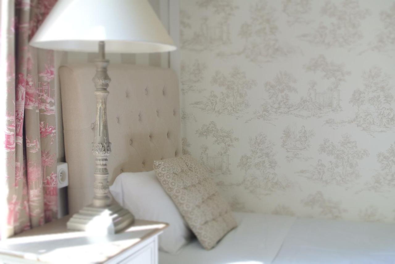 Logis Hotel Louise De Savoie Blois Esterno foto