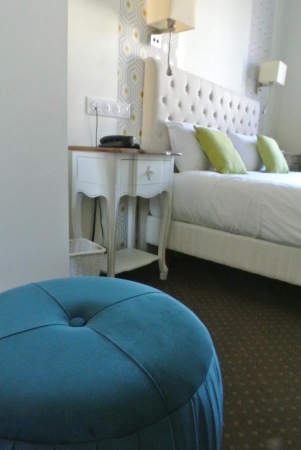 Logis Hotel Louise De Savoie Blois Esterno foto