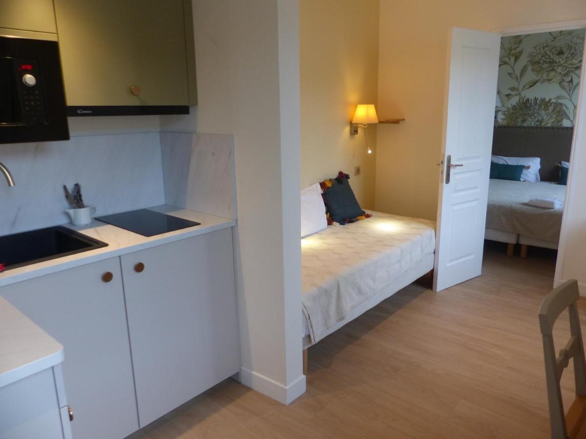 Logis Hotel Louise De Savoie Blois Esterno foto